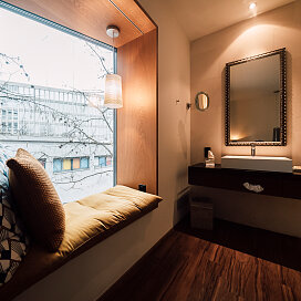 Blue City Hotel Schreibtisch Arbeitsplatz