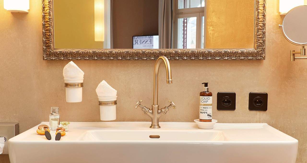 Blue City Hotel - Photo 3