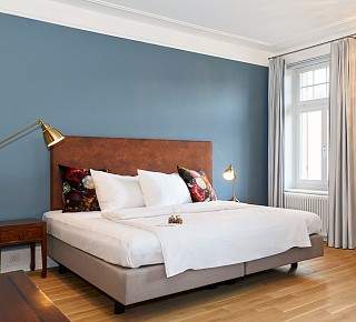 The Signature Room
